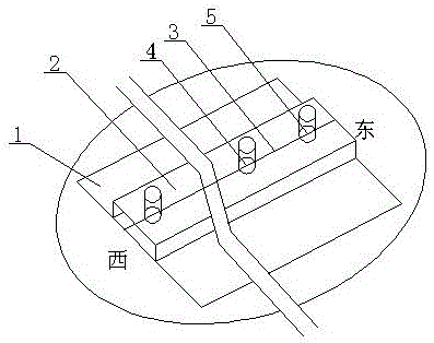 Installation technology of concentrating photovoltaic power generation system base on stone foundation