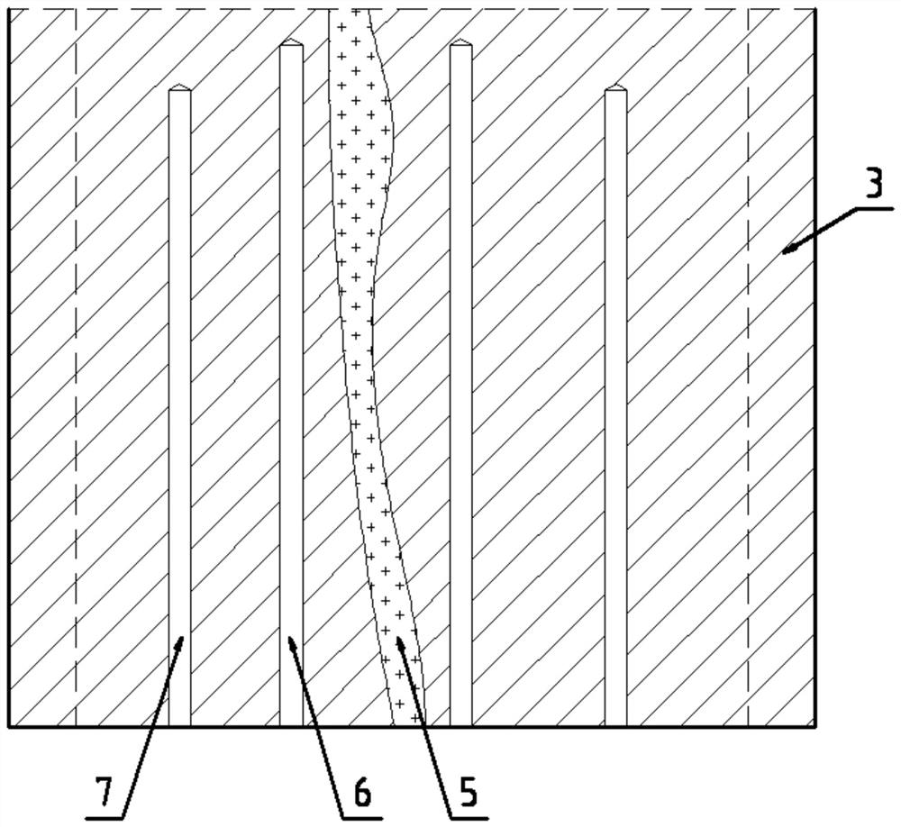 Micro-disturbance cutting-free blasting method