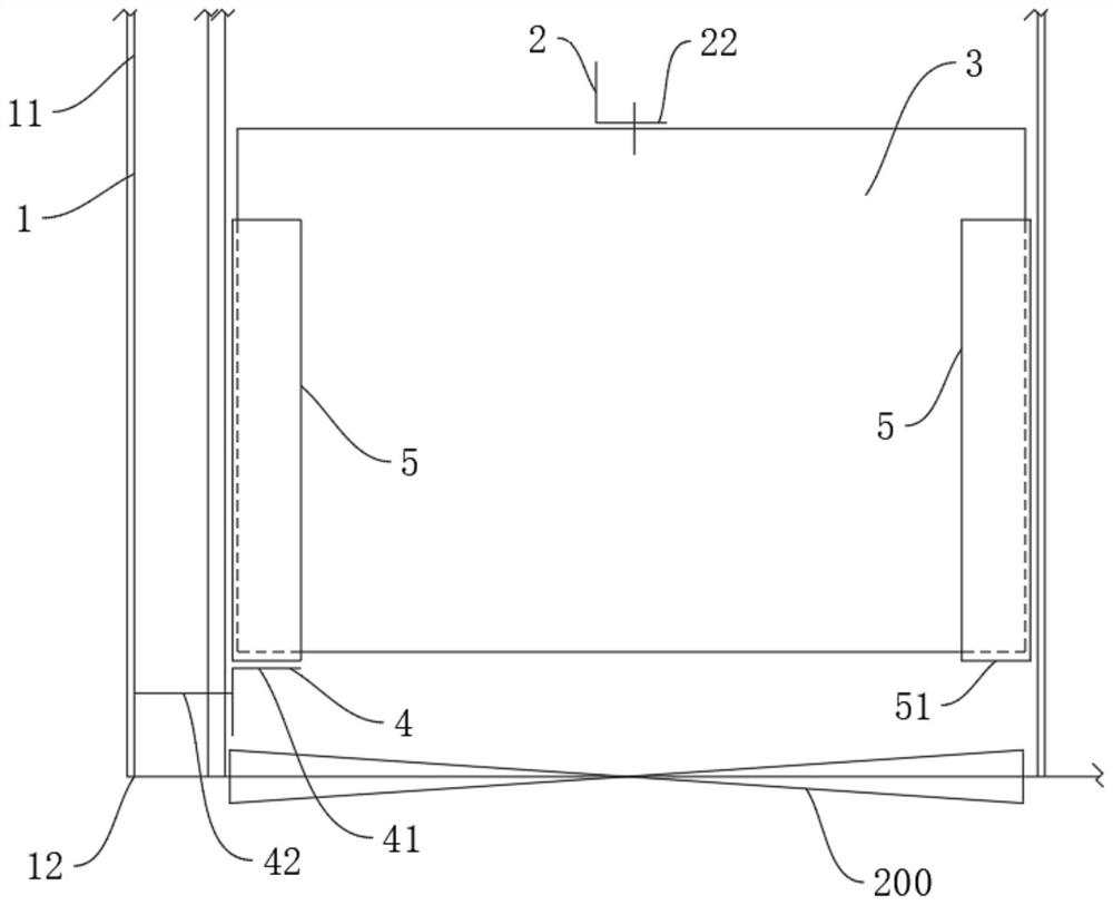 A structural air duct for a ship with a sound-absorbing device, its installation method, and a ship