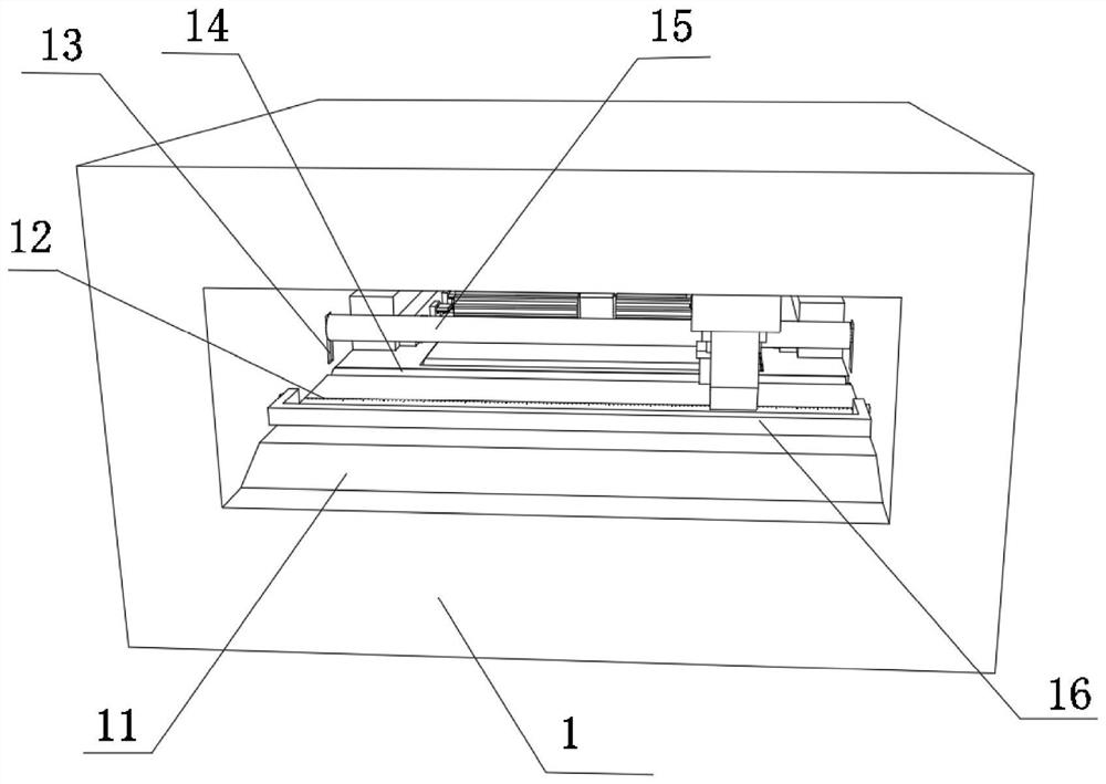 Cutting equipment with smooth notch for processing paperboard and using method thereof