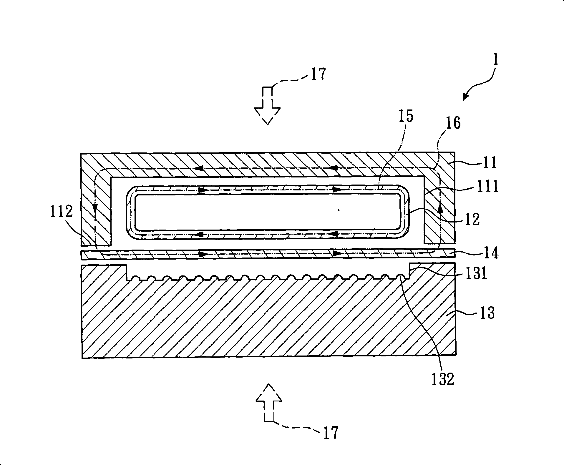 Electromagnetic forming device of sheet metal