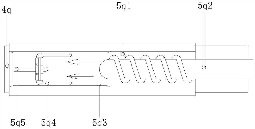 Continuous production equipment of low-irritant plastic particles based on the principle of volume pressure