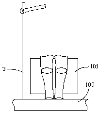 Auxiliary device used for X ray photography of knee joint at standing position