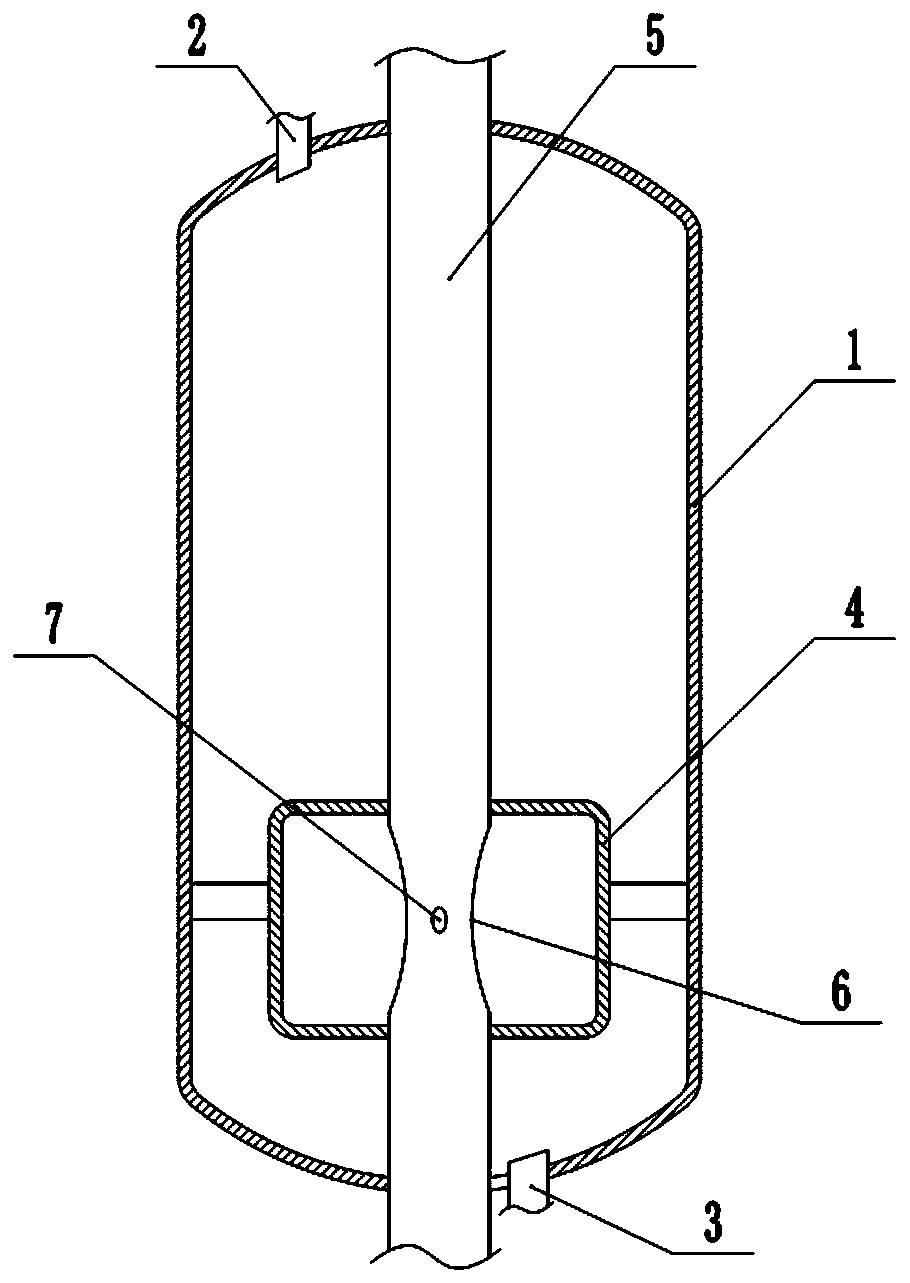 Triple-effect evaporator for preparing organic liquid fertilizer