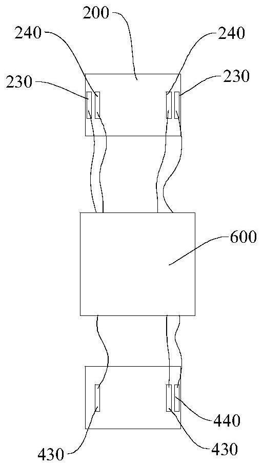 Vehicle as well as axle and differential mechanism thereof