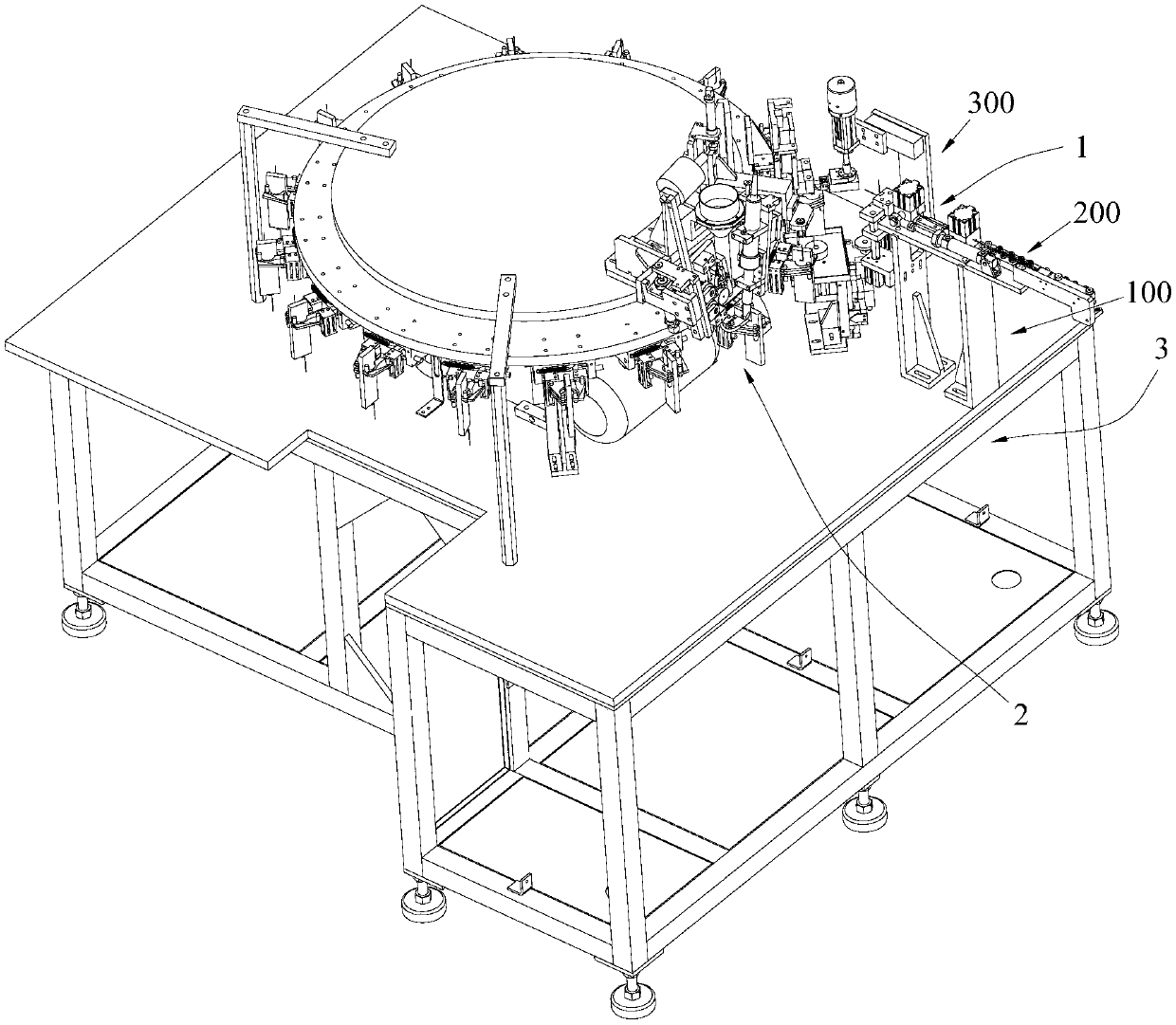 A clamping device and a welding module of a self-restoring fuse thereof