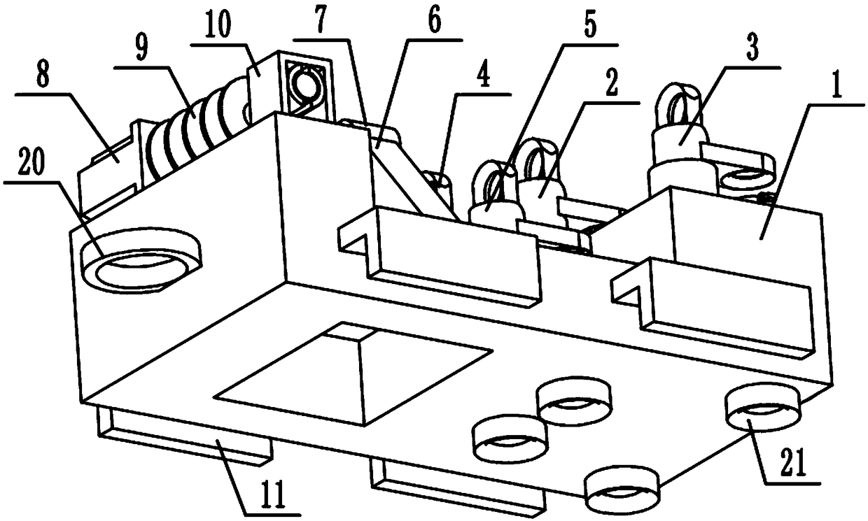 Amplitude changing device special for quadrilateral steel plate