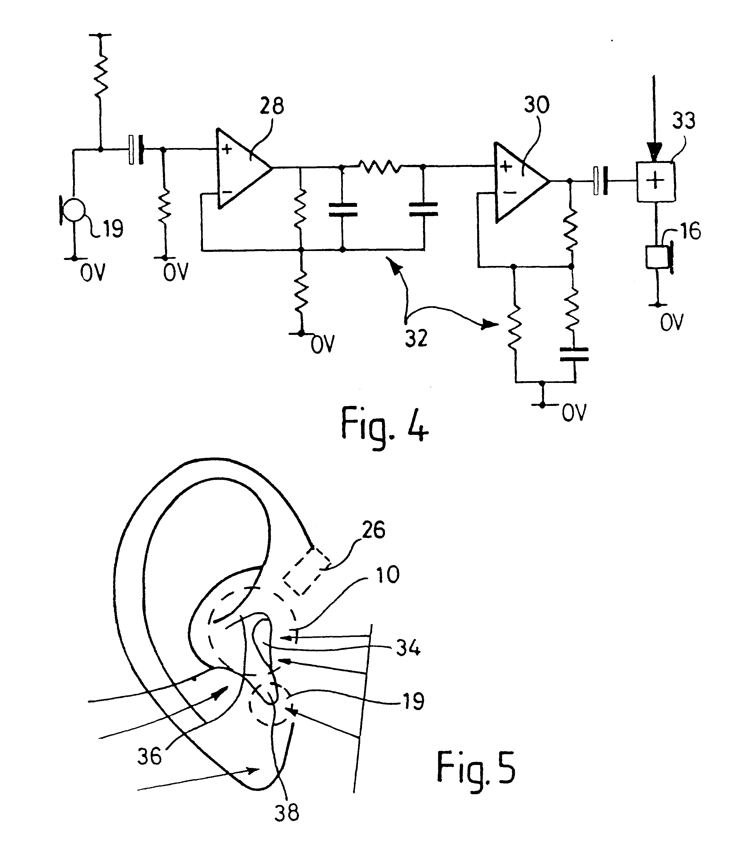 Headset with ear cushion and means for limiting the compression of the cushion