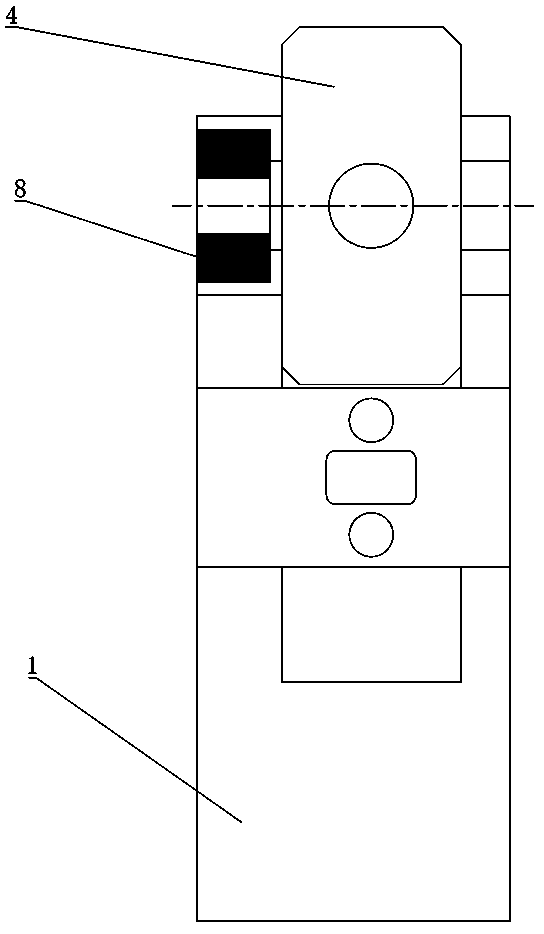 Circuit breaker air intake auxiliary device