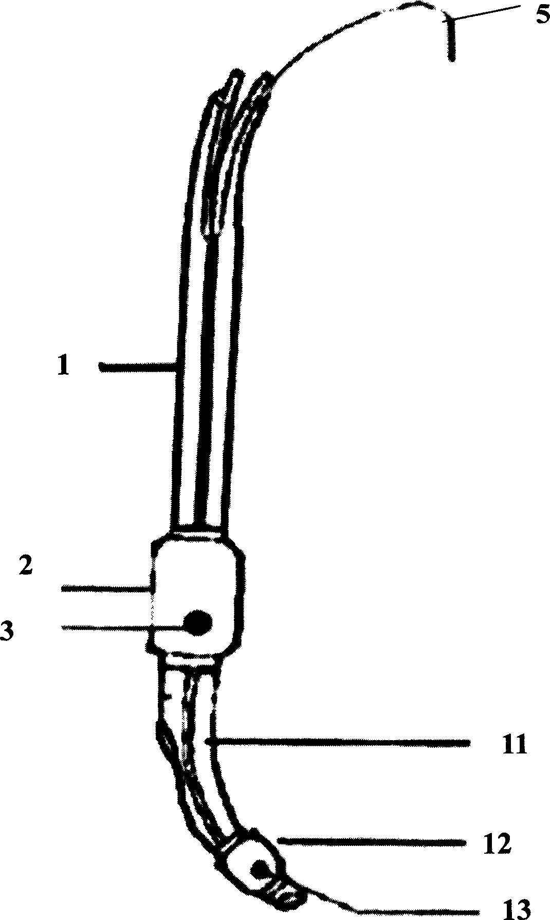 Tracheal catheter capable of monitoring mixed venous oxygen saturation via air passage without trauma