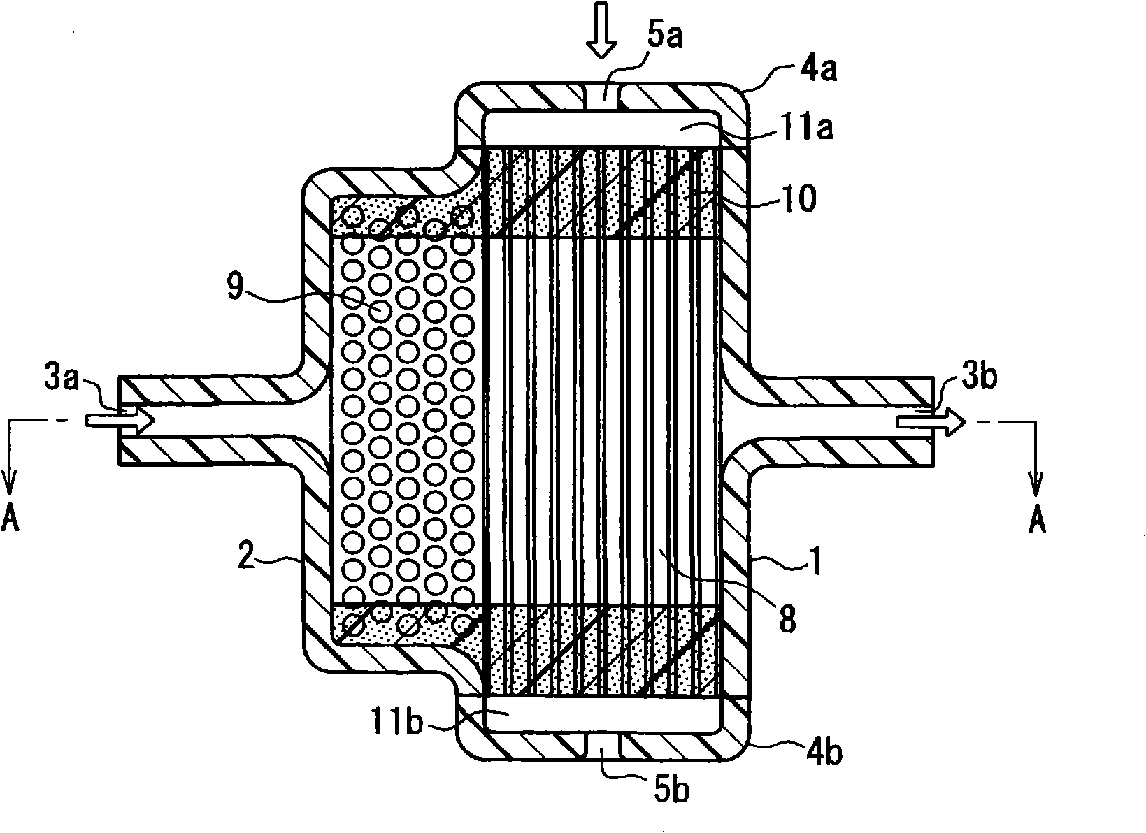 Hollow fiber membrane type artificial lung