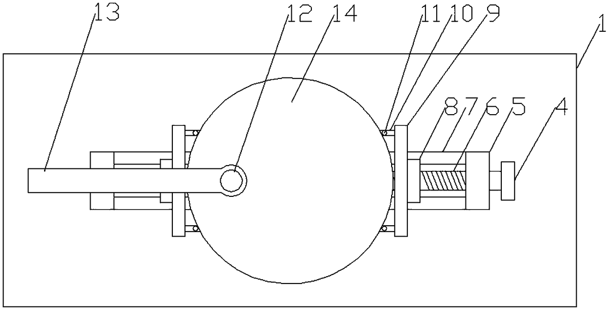 Manhole cutting auxiliary tool suitable for different round covers