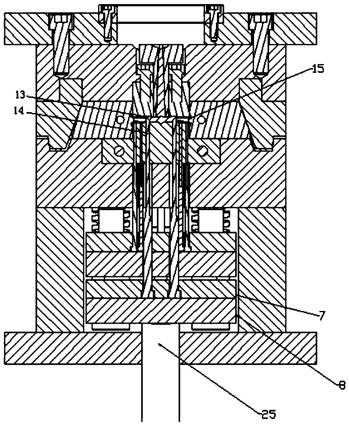 In-mould hot-cutting automatic sprue cutting mould structure