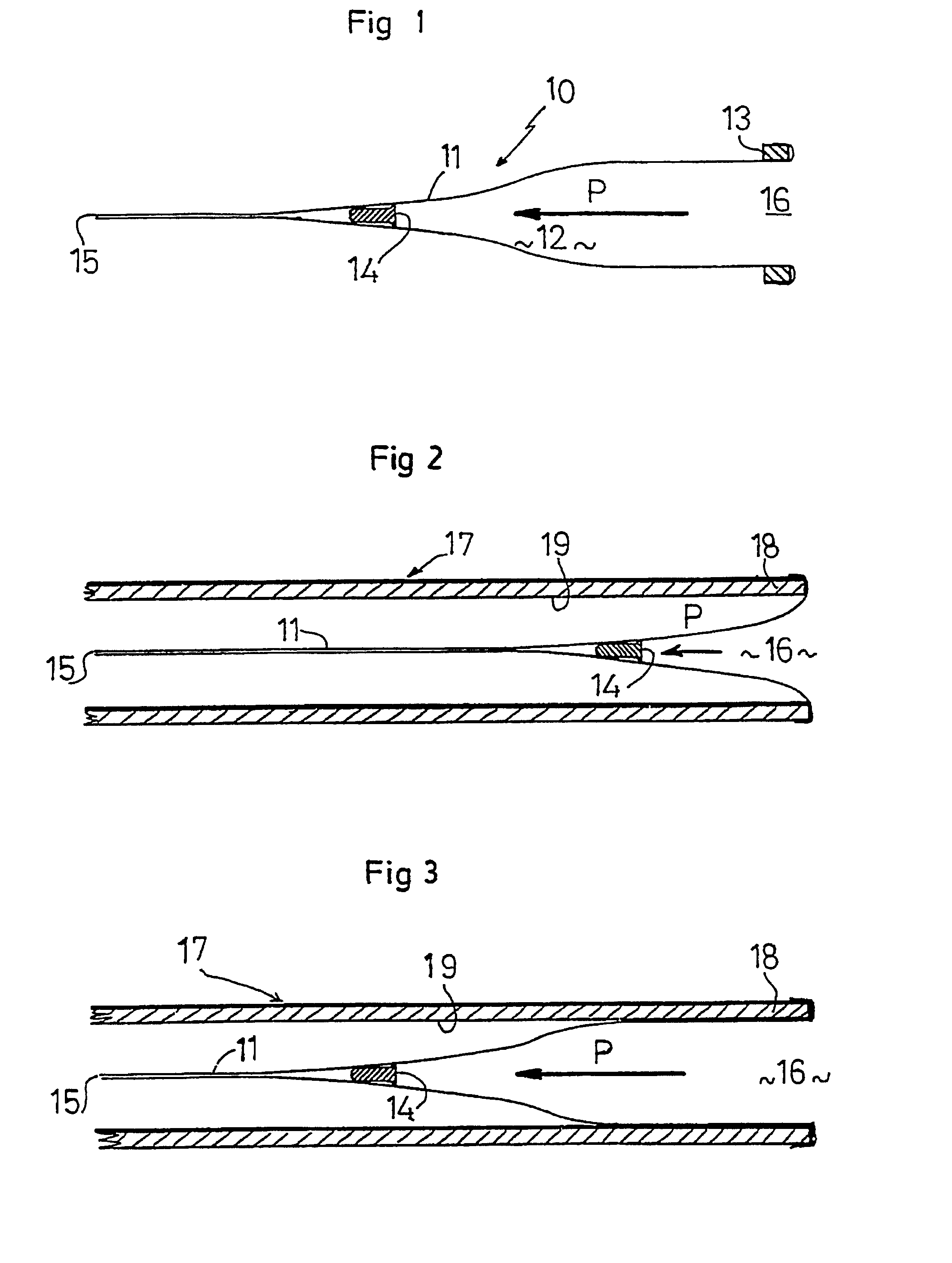 Device for distributing parts singly and a device for storing these parts