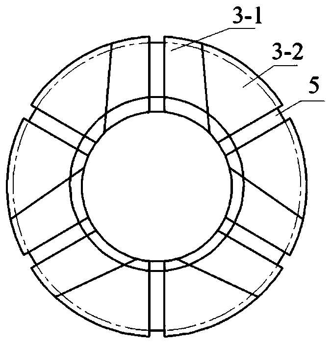 Device and method for spin forming mandrel of multi-functional complex vertical and horizontal internal rib cylindrical member