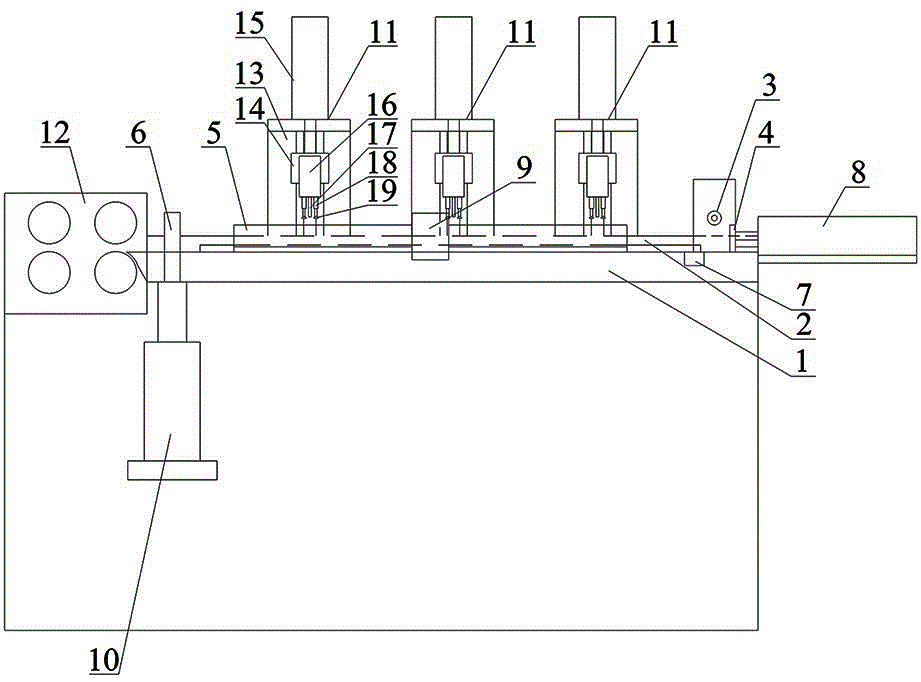 High-precision automatic drilling device