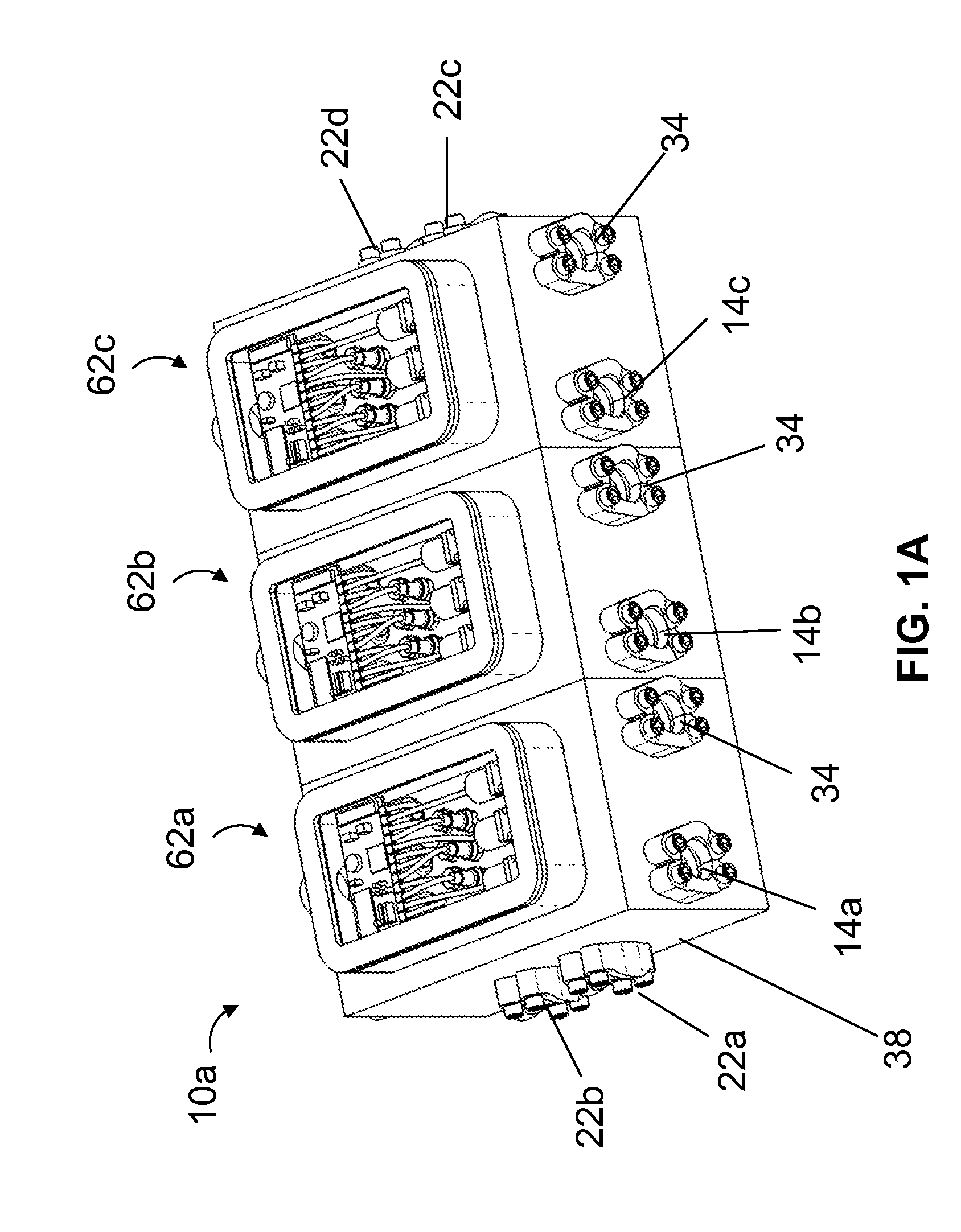 Manifolds for providing hydraulic fluid to a subsea blowout preventer and related methods