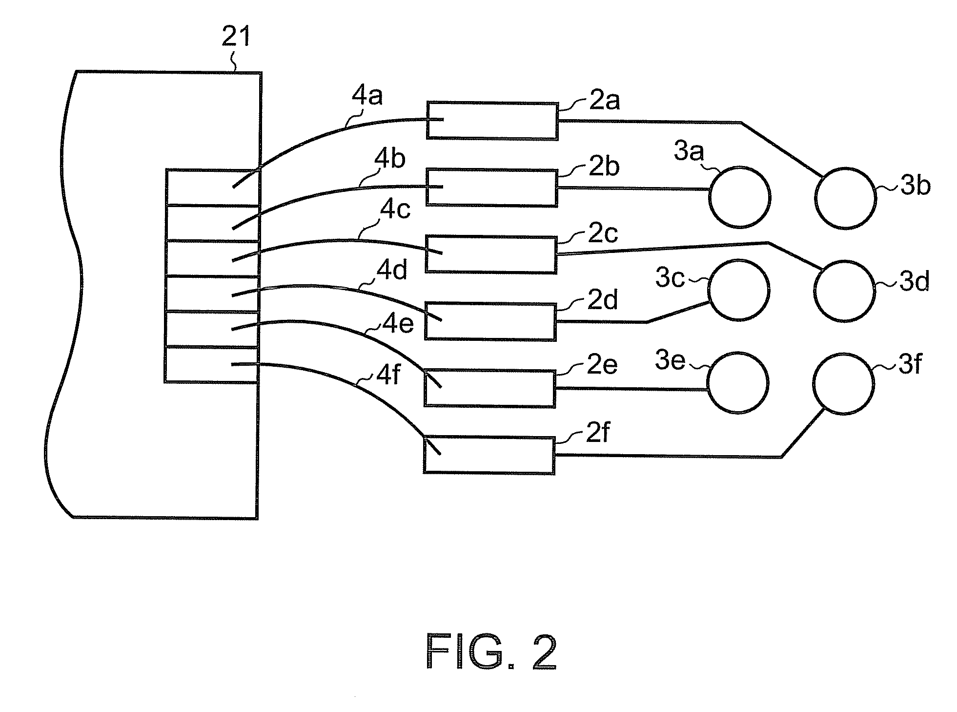 Semiconductor integrated circuit for reducing crosstalk