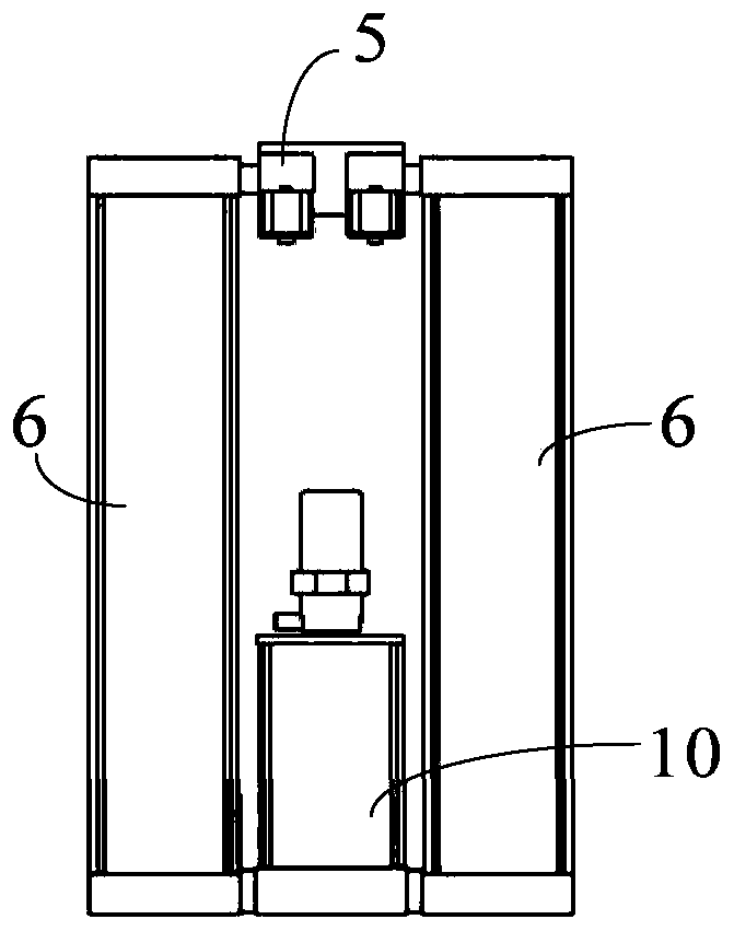 Portable oxygen generator self-adaptive to altitude and oxygen generation method