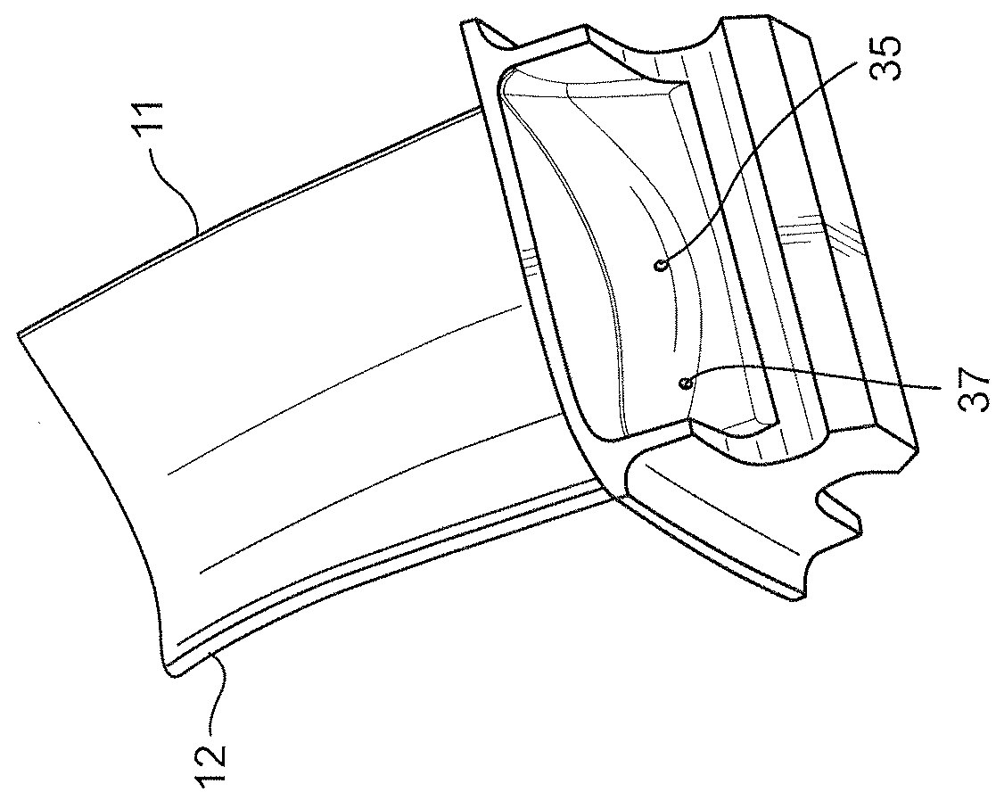 CMC blade with pressurized internal cavity for erosion control