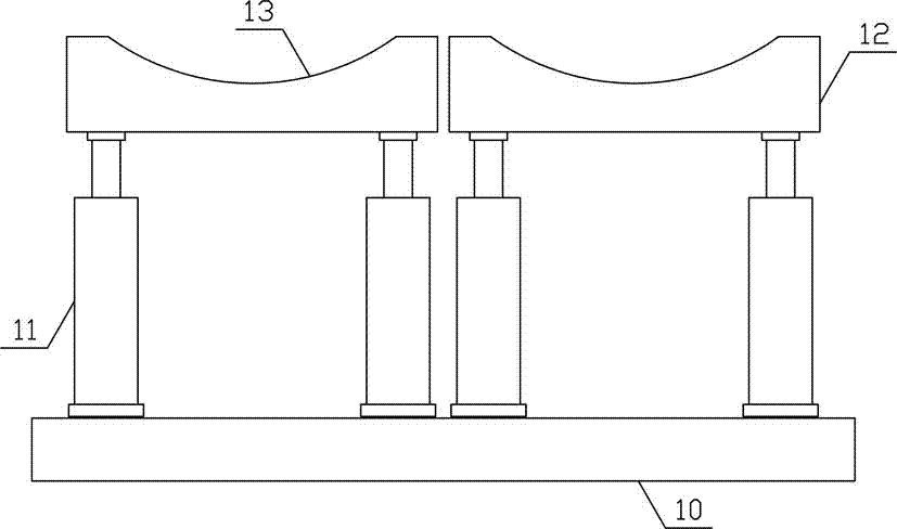 Pipe conveying and lifting mechanism