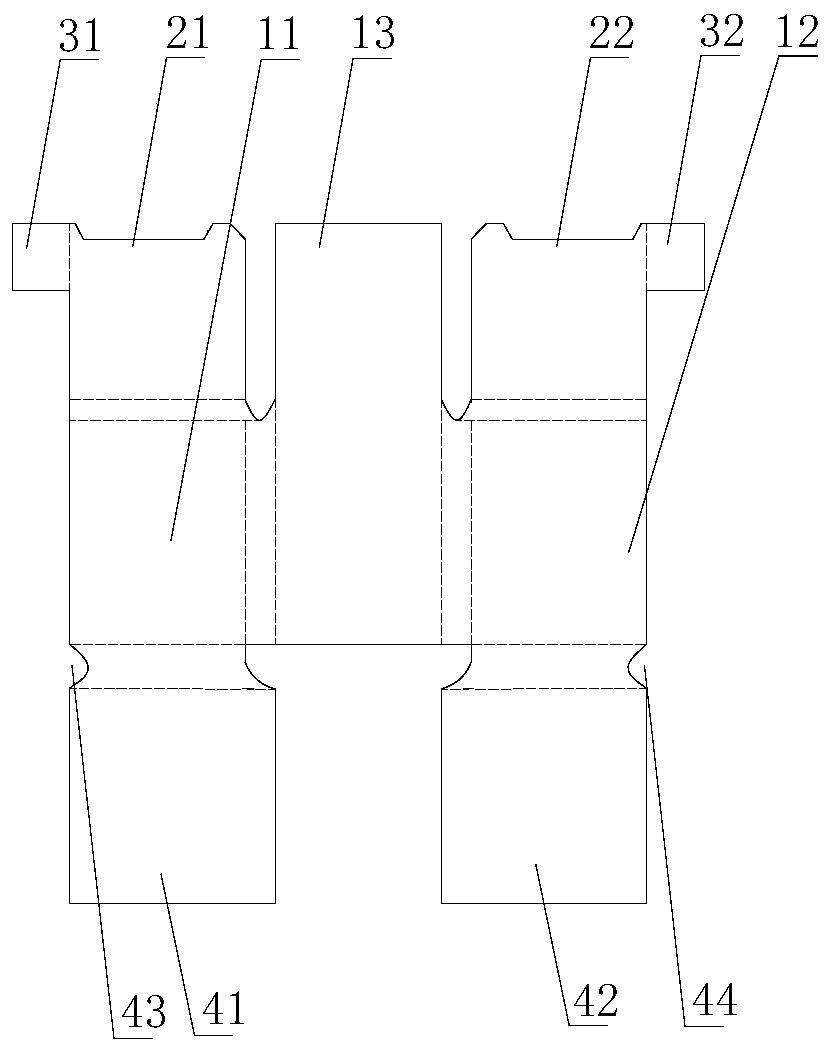 Conducting wire fixing device and manufacturing method