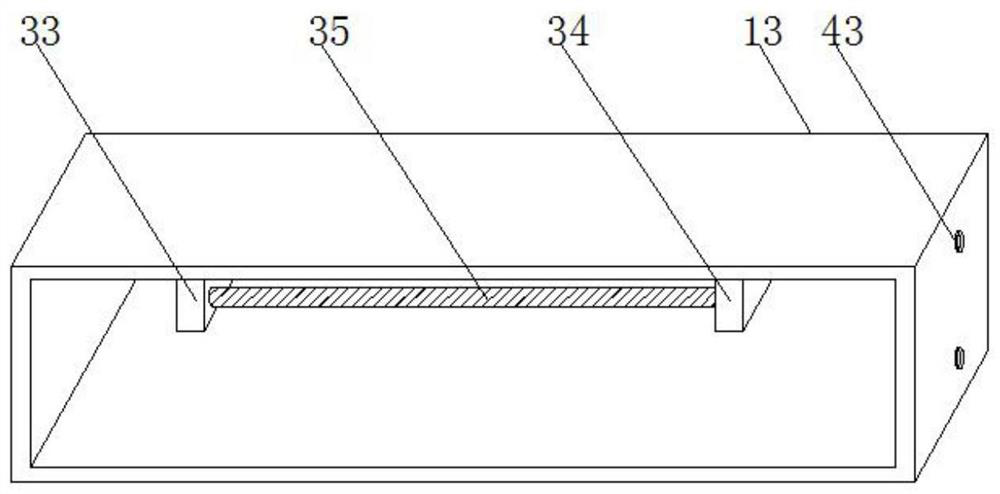 An automatic cotton filling machine for easy dredging