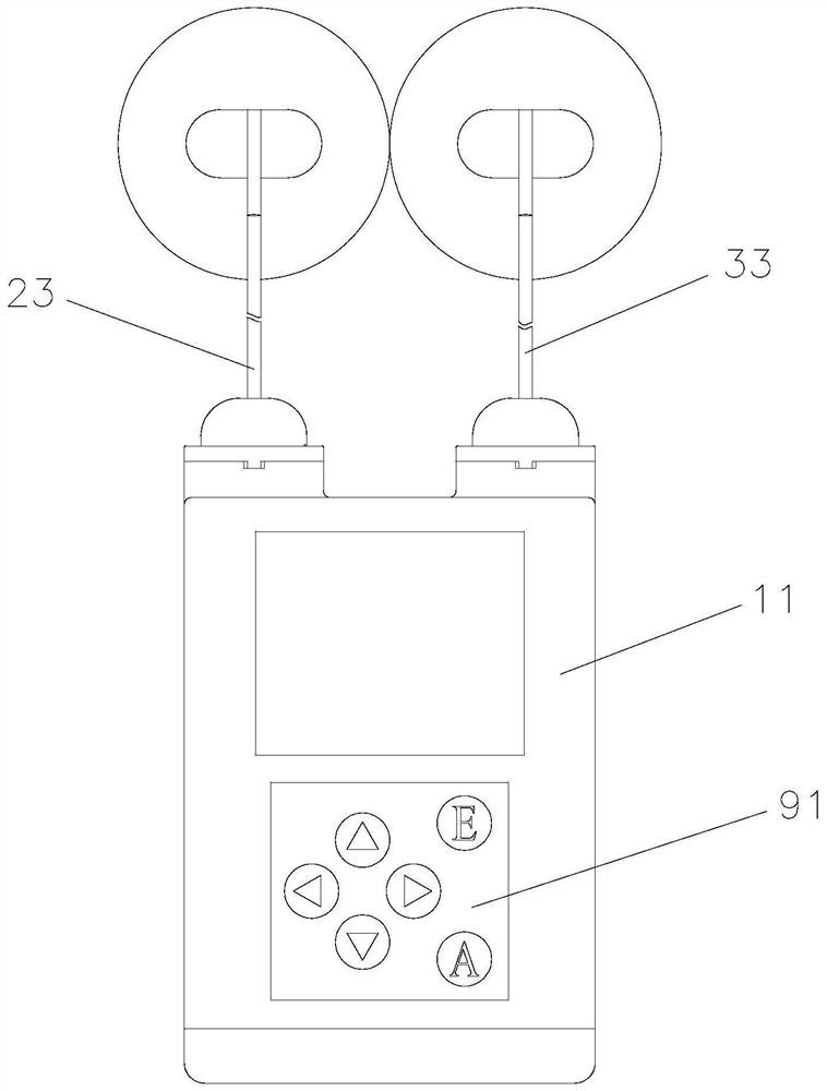 Double-cavity injection device