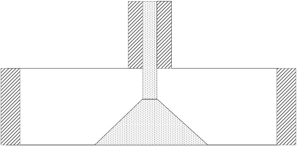 Radial waveguide combining/distributing device