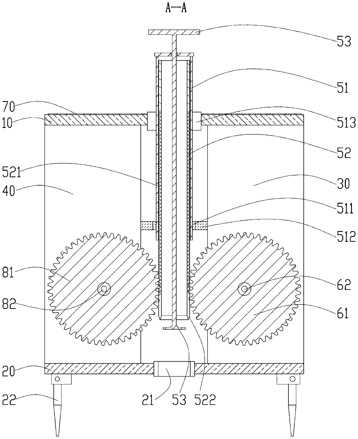 Portable mechanical automatic soil sampling device