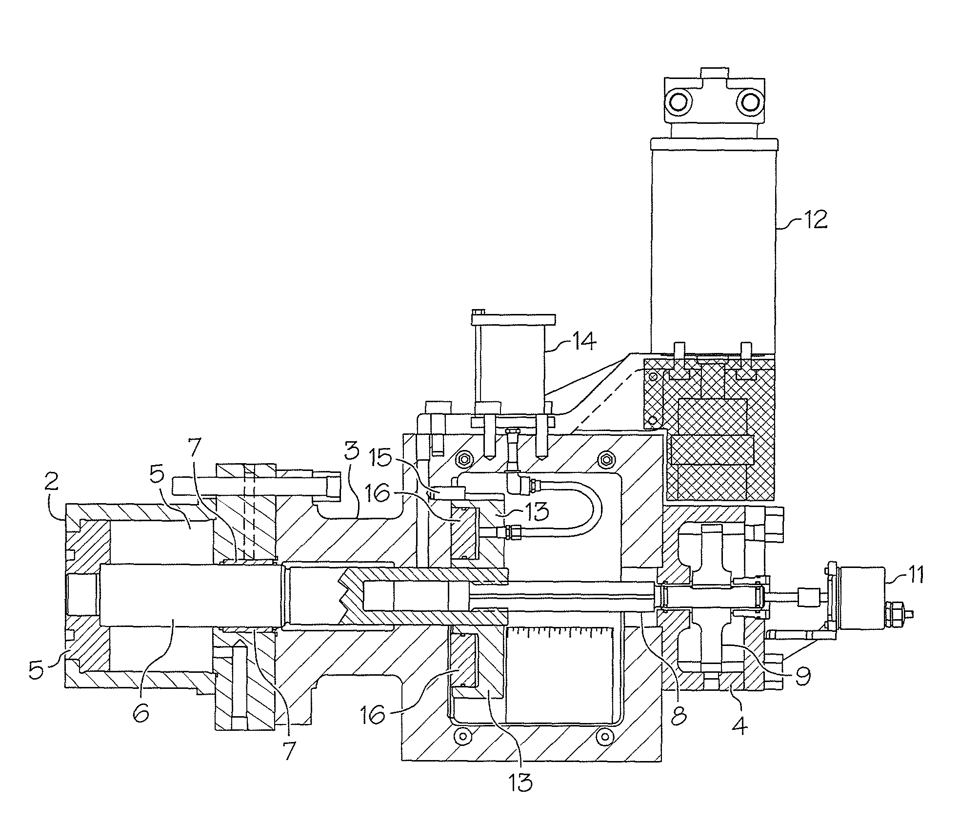 Variable volume clearance pocket for a reciprocating compressor cylinder