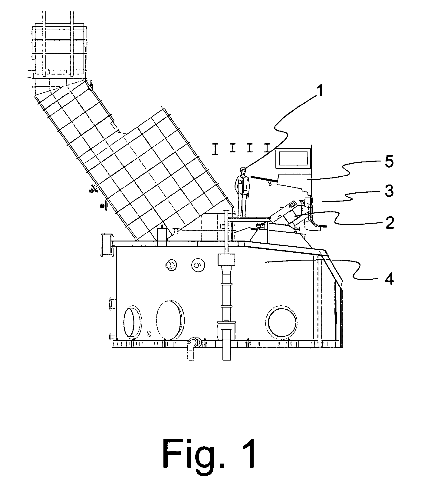 Shielding arrangement for the smelt spout area of a recovery boiler