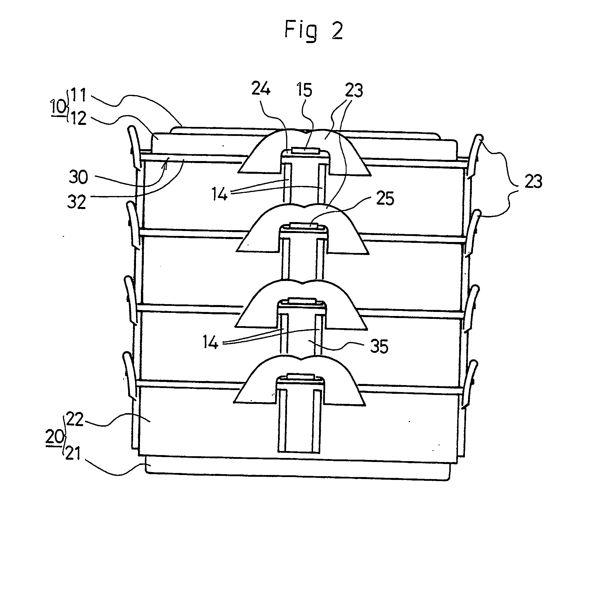 Multi-layered container with intermediate lid