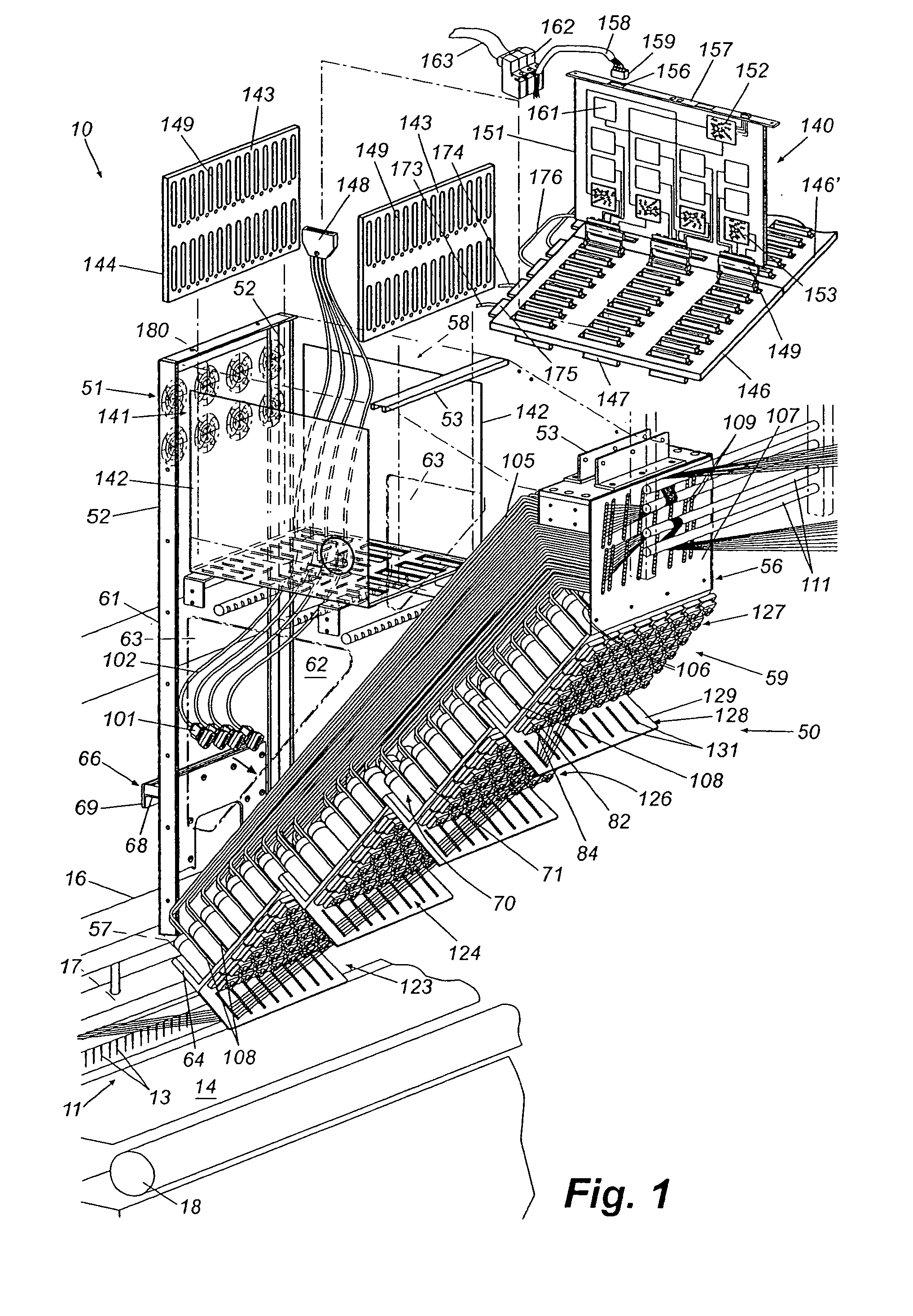 Yarn feed system for tufting machines