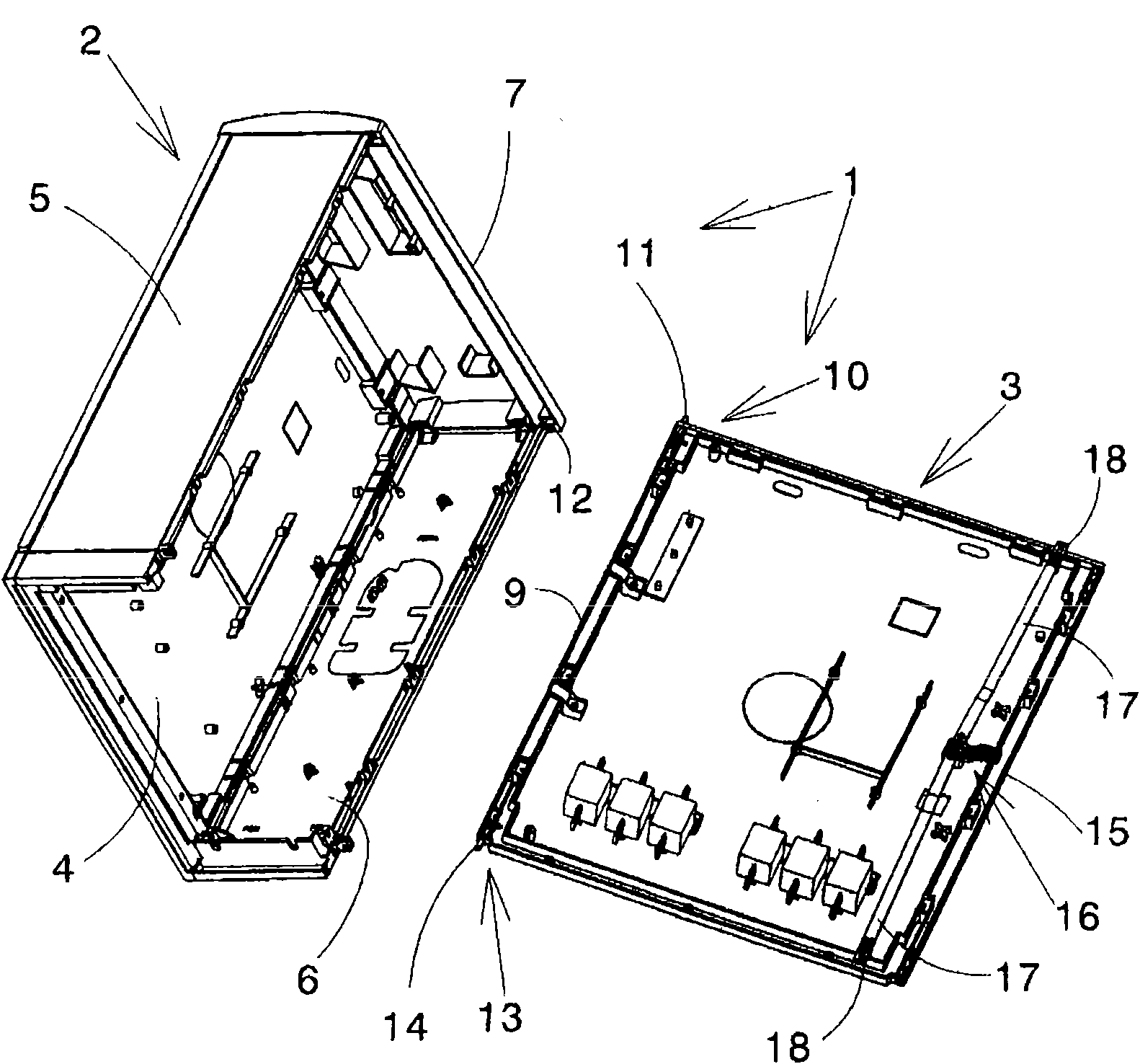 Cable distribution box with a housing and a door supported in the housing