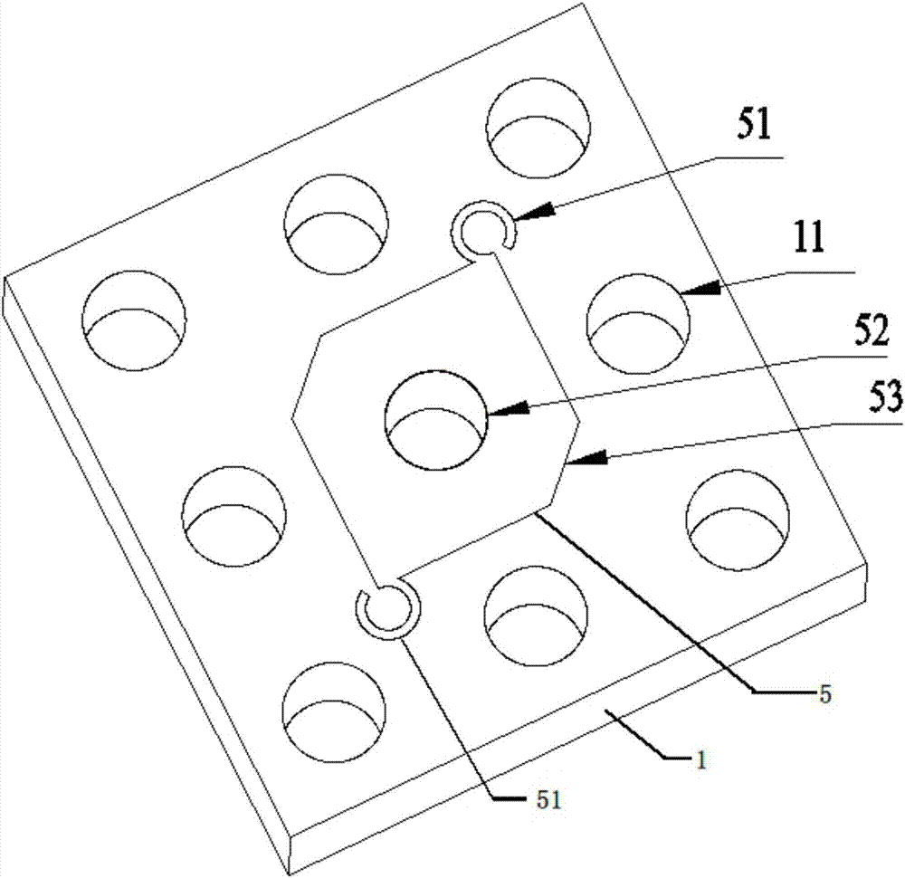 Circularly-polarized microstrip antenna