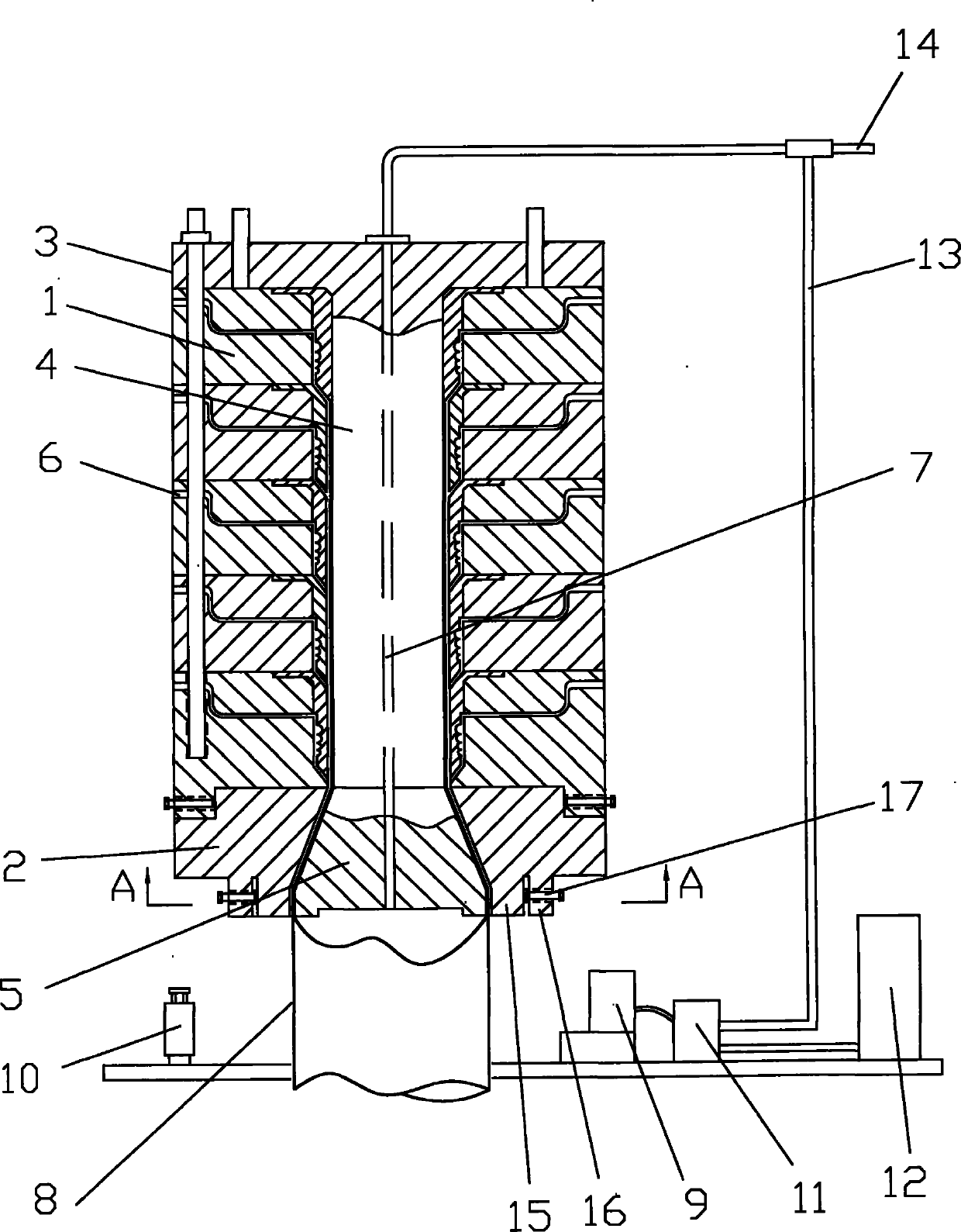 Multi-layer co-extrusion film-blowing die head capable of automatically controlling and stabilizing diameter of female film