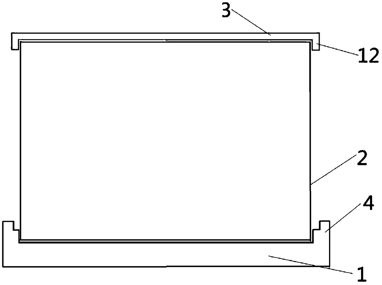 Coaming box structure convenient to assemble and recycle