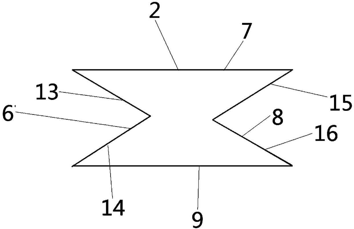 Coaming box structure convenient to assemble and recycle