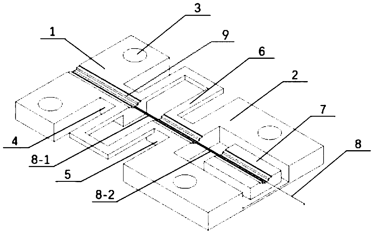 Fiber grating temperature/vibration/strain composite sensor and working method thereof