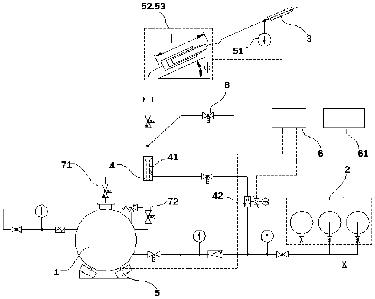 Dry powder injection system and fire fighting truck