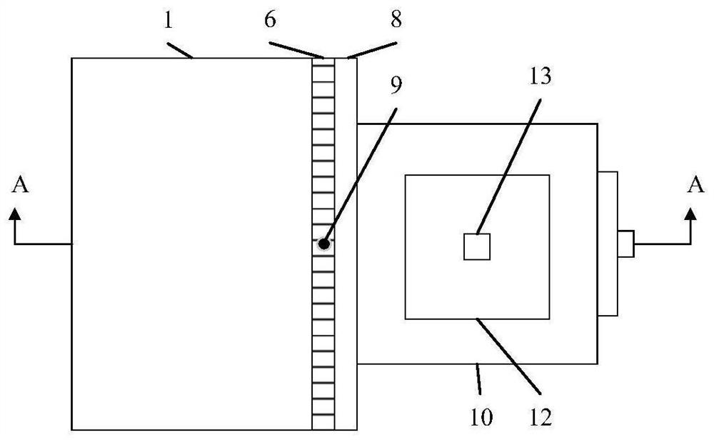 An integrated alkali metal gas density detection device based on the Faraday effect