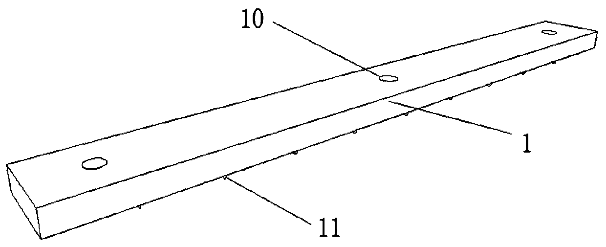 Web-bar-free prestress self-maintaining combination beam based on permanent post-tensioning prestress UHPC sleeving formwork and construction method