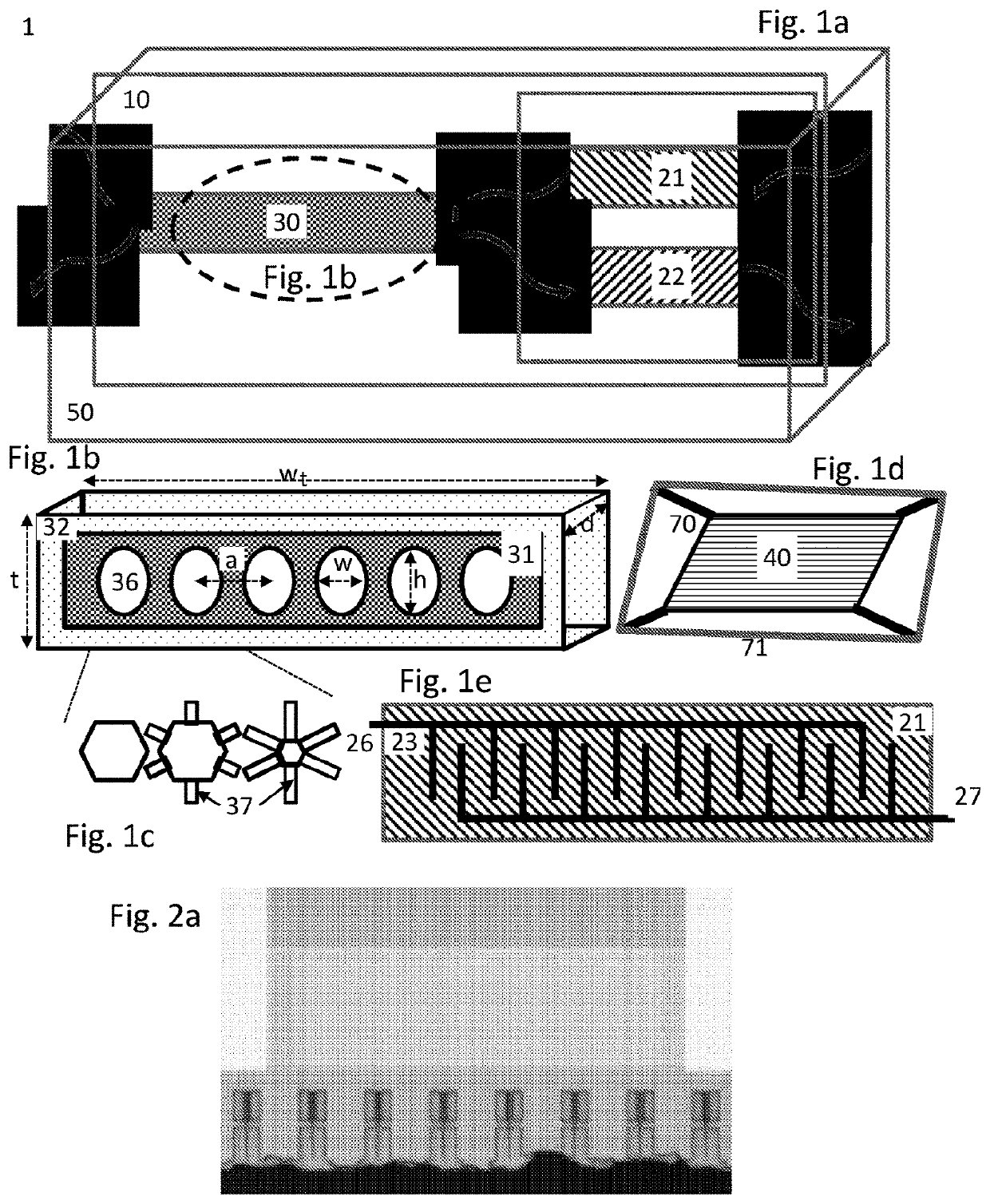 Quantum wavelength converter between a microwave signal and an optical signal