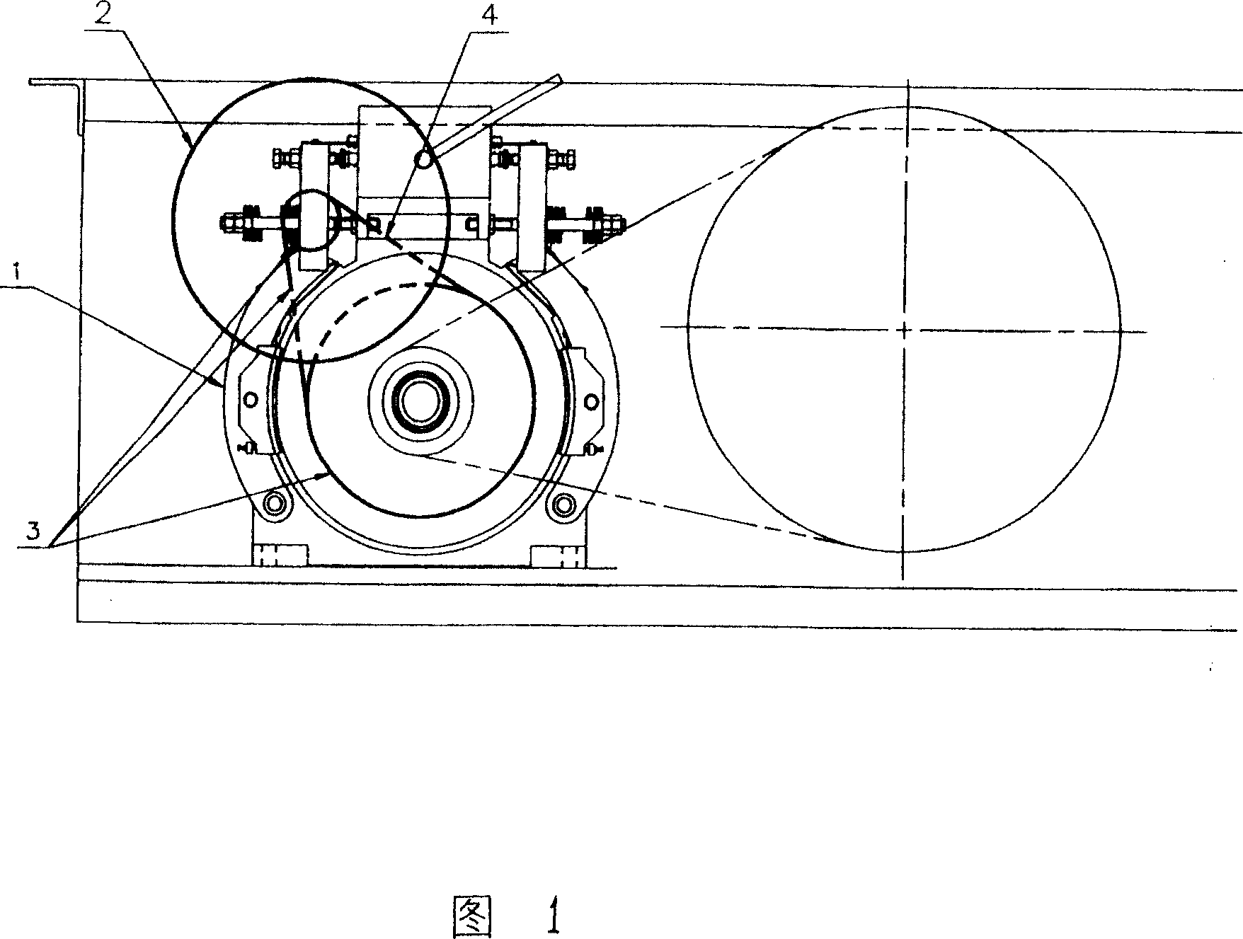 Permanent magnetic synchronous motor driven automatic escalator and method for implcmenting regular stopping distance requirement for automatic pavement (õ‘î´“ë