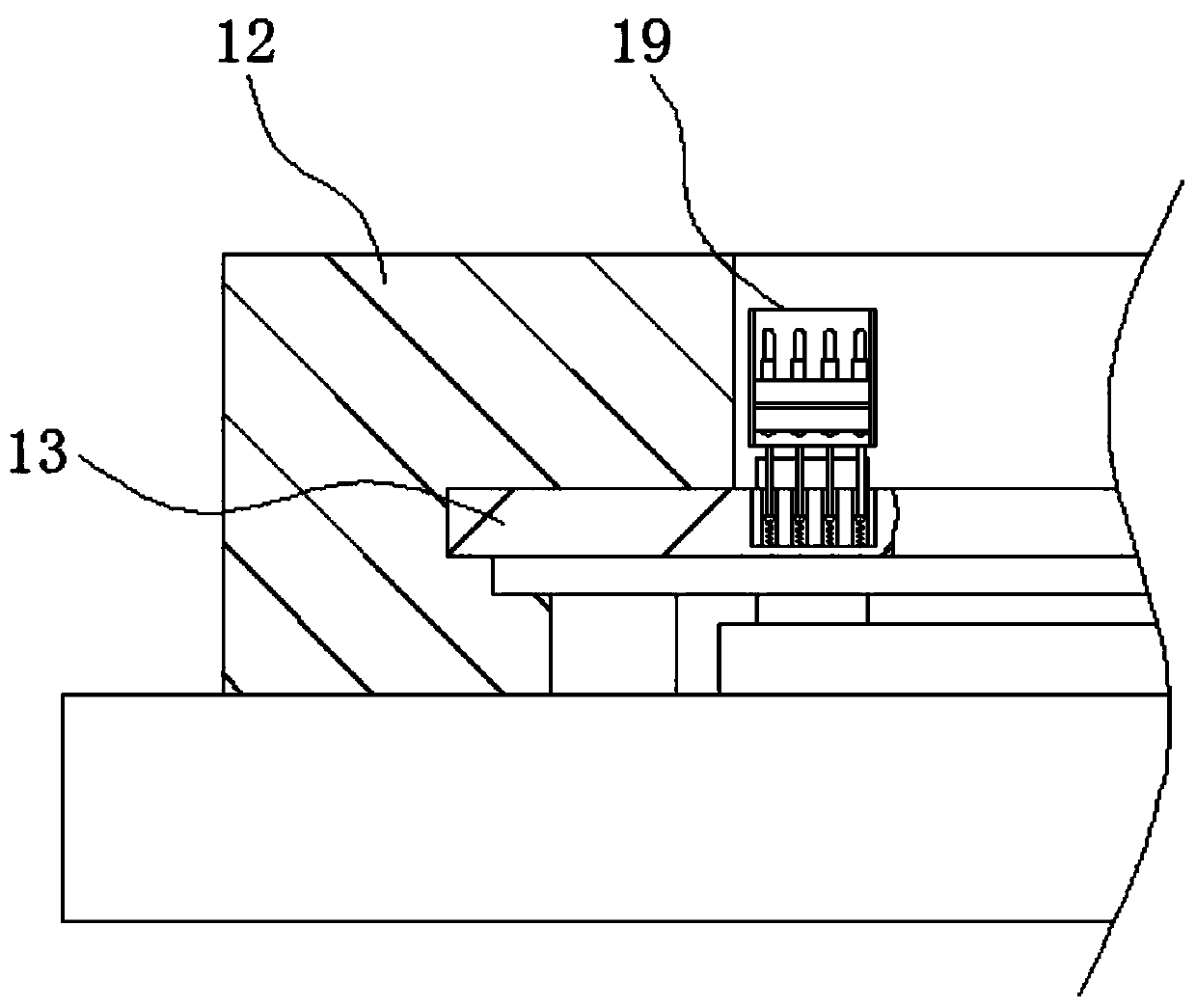 An engineering optical cable conductor with an intermediate joint structure