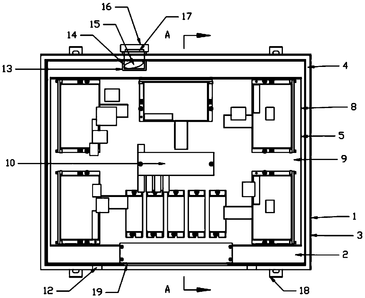 Efficient heat dissipation electric appliance box with sealing performance