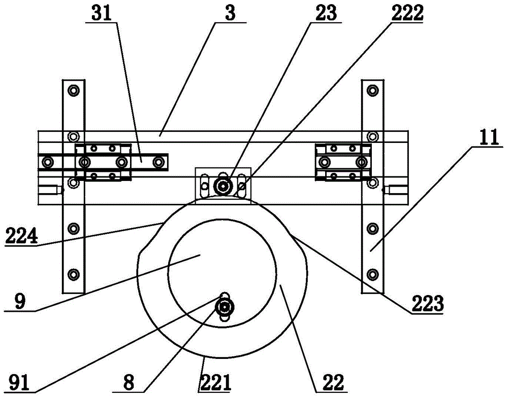 Medium-and-low-speed pulling-over mechanism