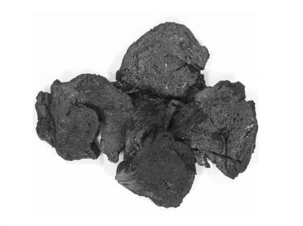 Method for processing prepared rehmannia root, and product and application thereof