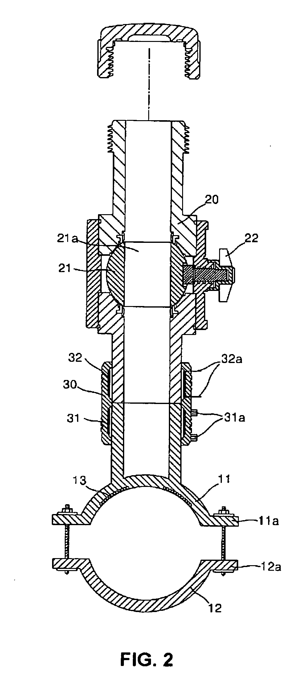 Pipe tapping apparatus